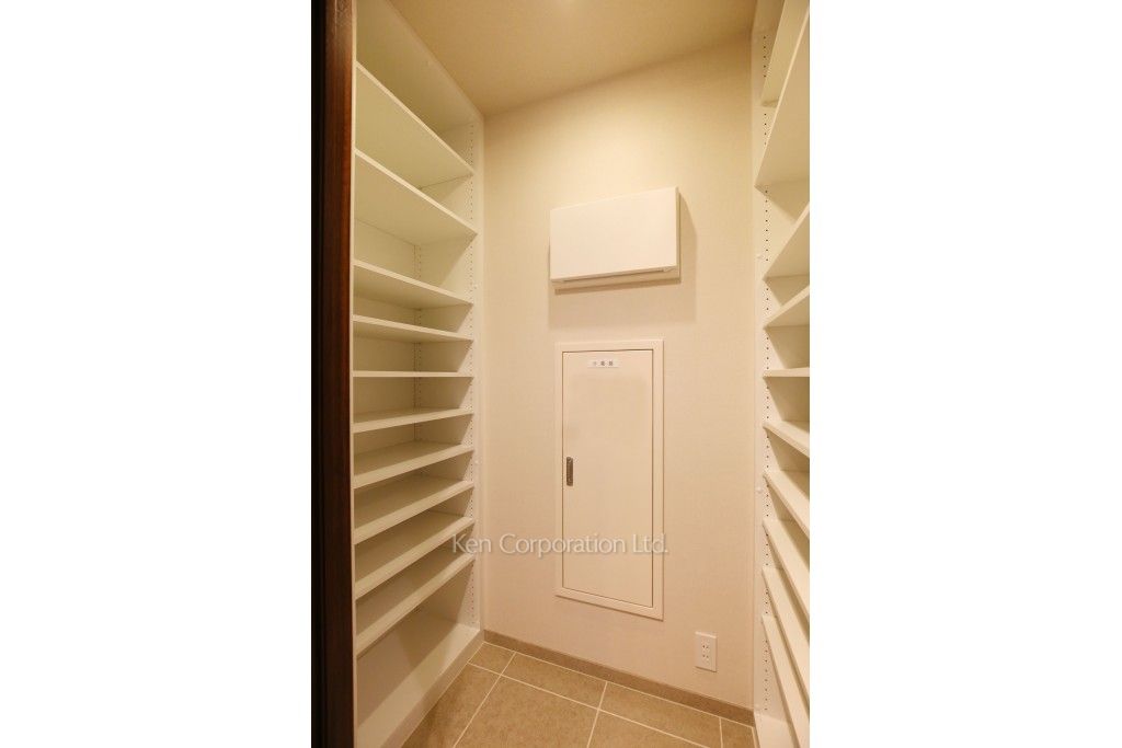 ザ・パークハウス晴海タワーズ ティアロレジデンスの写真 シューズインクローゼット