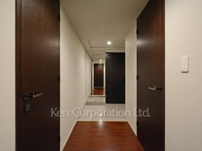 パークコート渋谷大山町 ザ プラネ 悠邸の写真 玄関