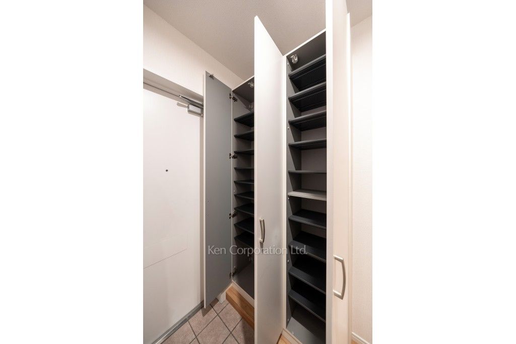 リバーシティ21新川の写真 シューズクローゼット