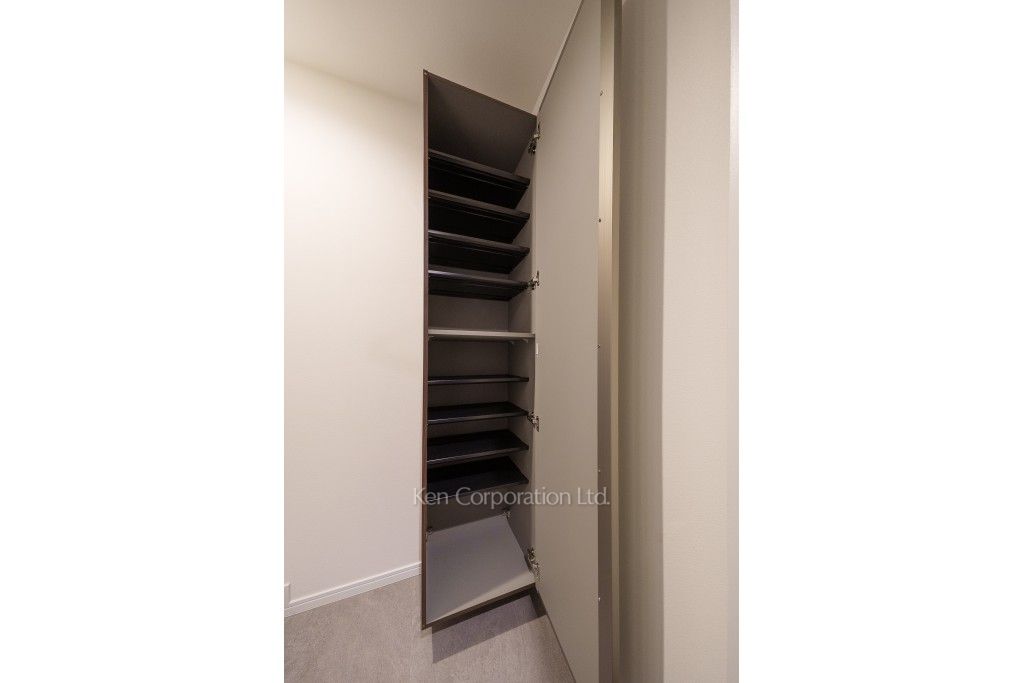 リバーシティ21イーストタワーズⅡの写真 シューズクローゼット