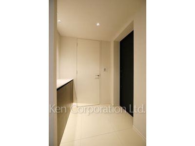 西麻布レジデンスの写真 玄関