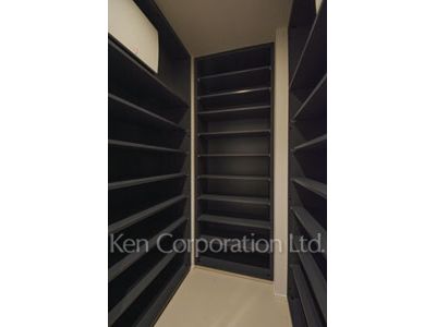 西麻布レジデンスの写真 シューズインクローゼット