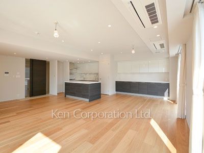 西麻布レジデンスの写真 リビングダイニング