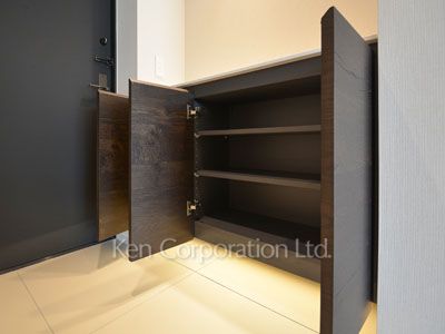 西麻布レジデンスの写真 シューズクローゼット