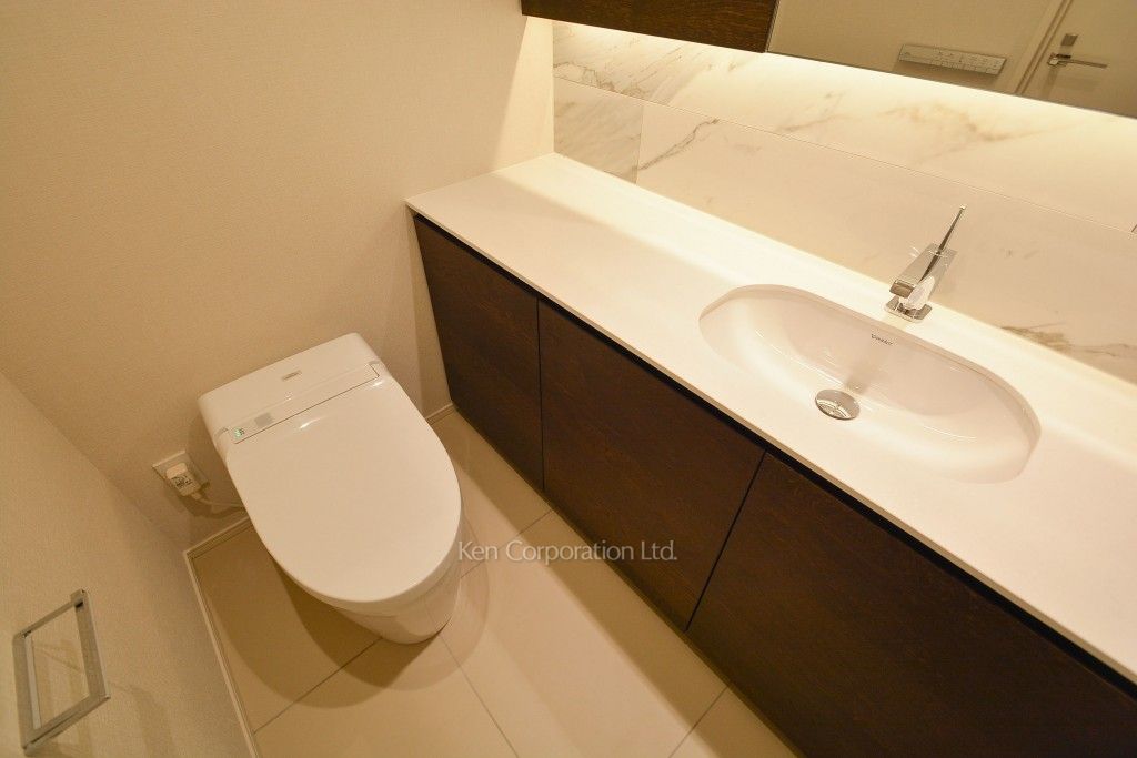 西麻布レジデンスの写真 トイレ