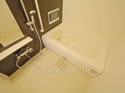 REX白金の写真 バスルーム ※3階の同じ間取タイプを撮影。仕様が異なることがあります。