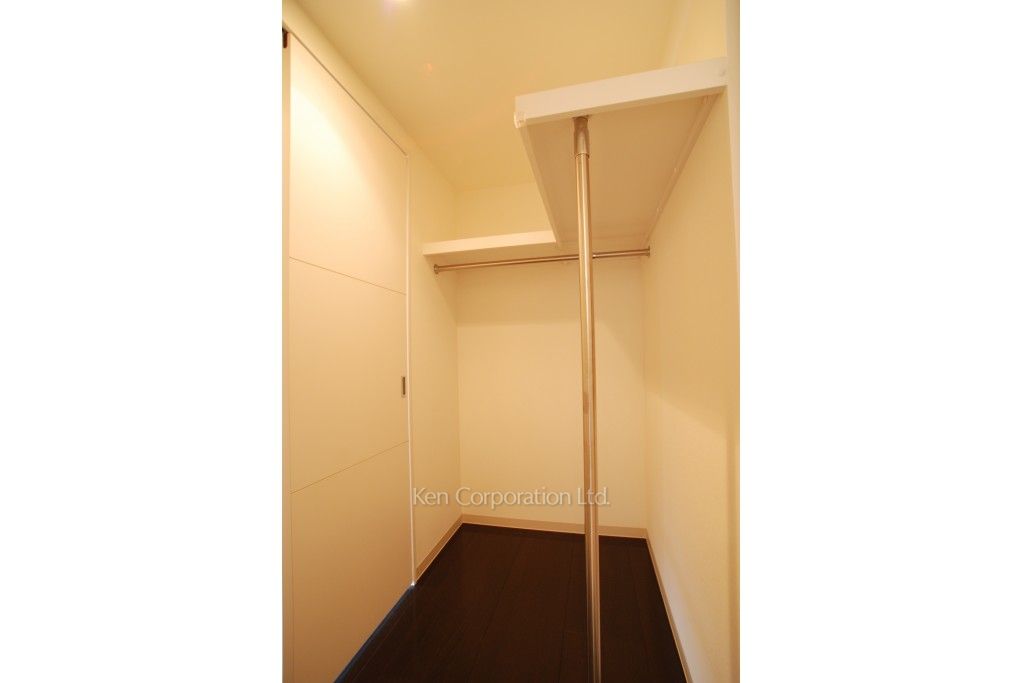 MFPR目黒タワーの写真 ウォークインクローゼット ※16階の同じ間取タイプを撮影。仕様が異なることがあります。