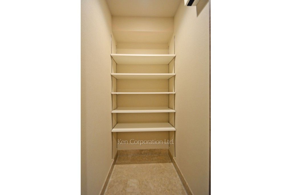 オープンレジデンシア恵比寿ザ・ハウスの写真 シューズインクローゼット