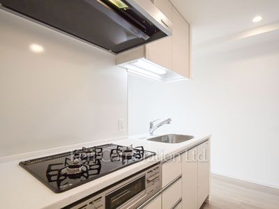 ウェンブリー表参道の写真 キッチン※11階の同じ間取りタイプを撮影。仕様が異なることがあります。