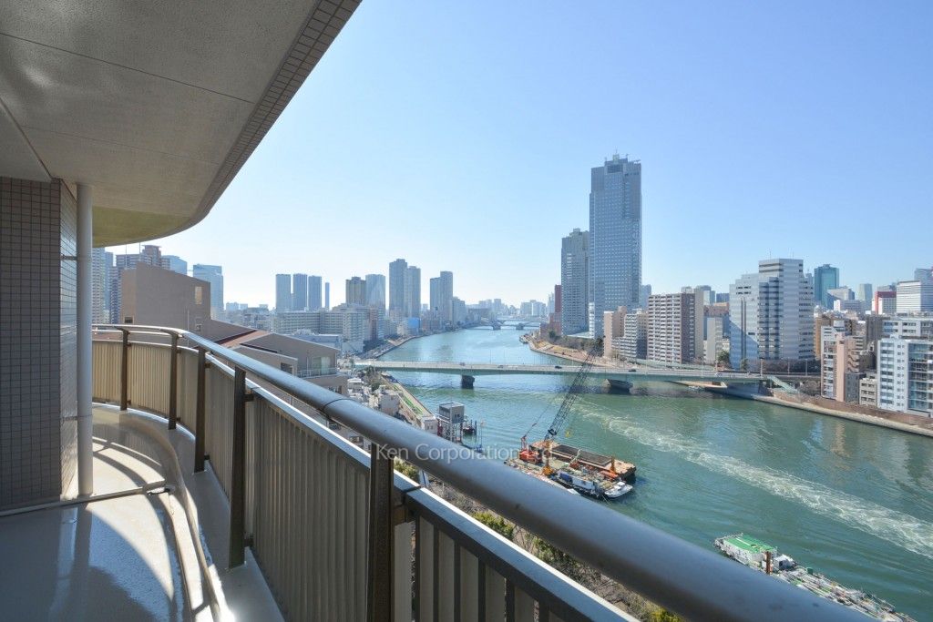 リバーポイントタワーの写真 バルコニー