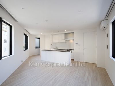 プライムメゾン代官山の写真 リビングダイニング