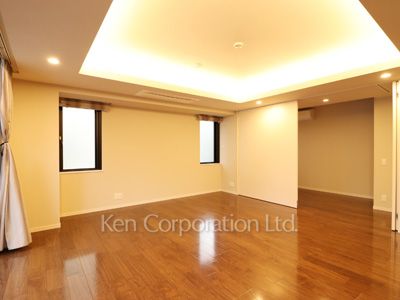 グランドメゾン表参道の写真 リビングダイニング