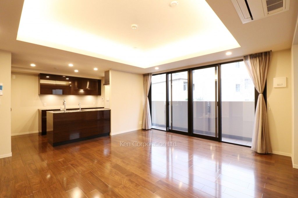 グランドメゾン表参道の写真 リビングダイニング