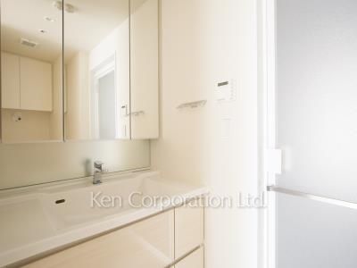 渋谷キャスト アパートメントの写真 パウダールーム ※16階の同じ間取タイプを撮影。仕様が異なることがあります。