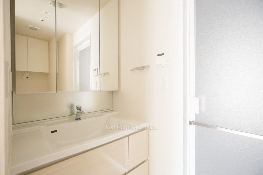 渋谷キャスト アパートメントの写真 パウダールーム ※16階の同じ間取タイプを撮影。仕様が異なることがあります。