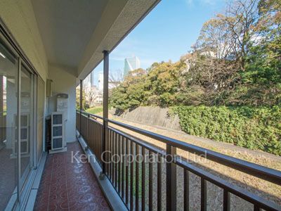 麻布鳥居坂マンションの写真 バルコニー