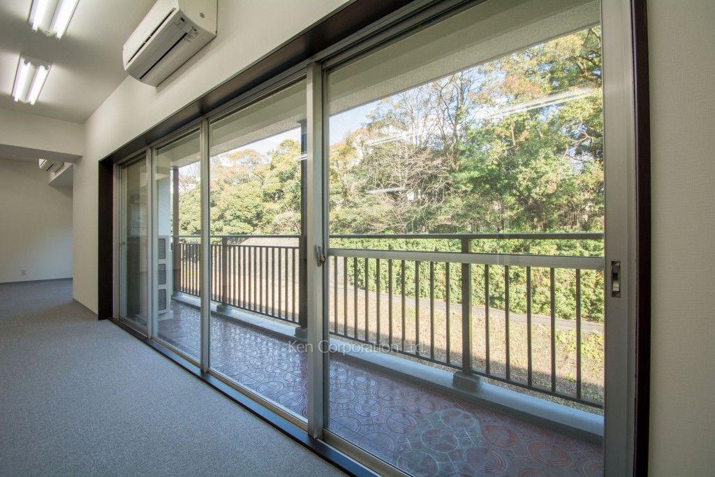 麻布鳥居坂マンションの写真 バルコニー