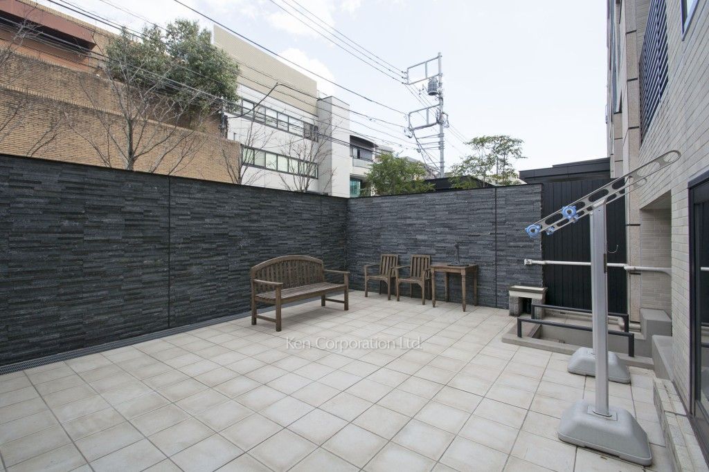 グランスイート広尾の写真 テラス※家具付住戸