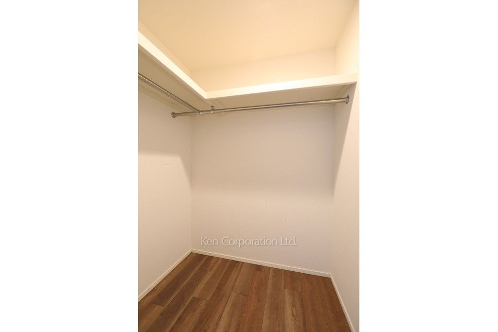 レビスタ白金高輪の写真 ウォークインクローゼット ※15階の同じ間取タイプを撮影。仕様が異なることがあります。