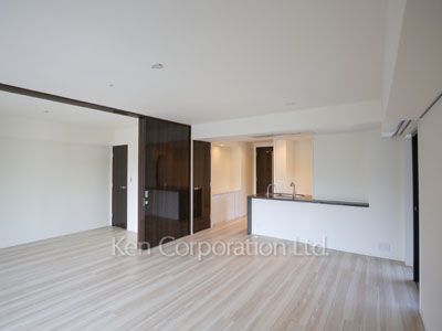 ガーデンヒルズ四ツ谷迎賓の森の写真 リビングダイニング