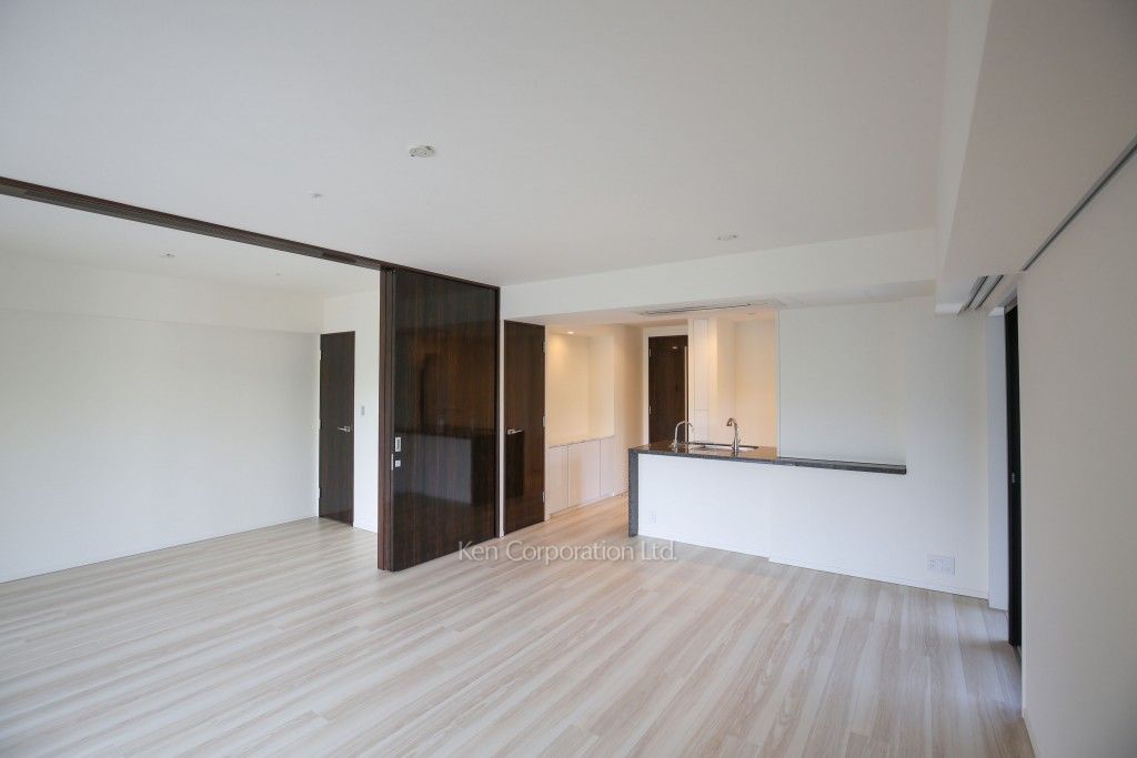 ガーデンヒルズ四ツ谷迎賓の森の写真 リビングダイニング