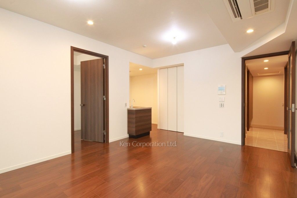 グランドメゾン目黒東山パークフロントの写真 リビングダイニング