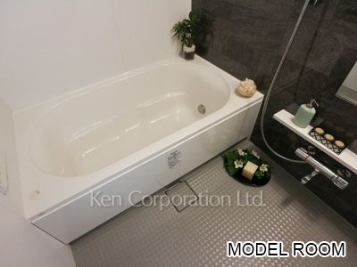 バスルーム※MODEL ROOM ※10階の同じ間取タイプを撮影。仕様が異なることがあります。