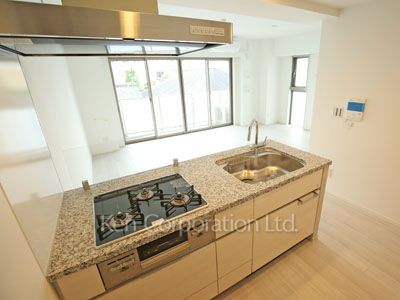 シティカレント代官山の写真 キッチン ※3階の同じ間取タイプを撮影。仕様が異なることがあります。