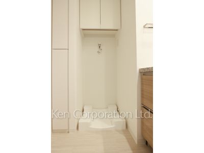 洗濯機置き場 ※4階の同じ間取タイプを撮影。仕様が異なることがあります。
