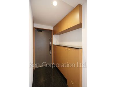 コスモ広尾の写真 玄関