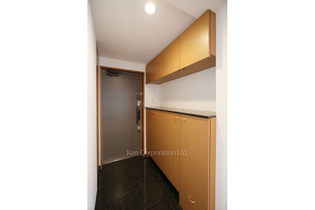 コスモ広尾の写真 玄関