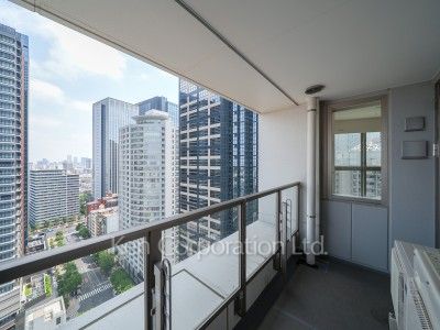 ザ・パークハウス西新宿タワー60の写真 バルコニー