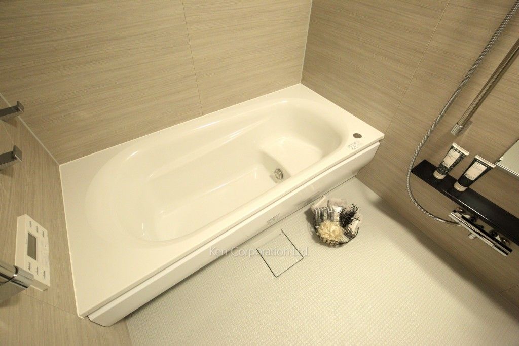 バスルーム※MODEL ROOM（13階・3LDK+S）  ※写真の無断転載禁止