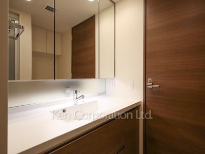 目黒第一マンションズの写真 パウダールーム ※12階の同じ間取タイプを撮影。仕様が異なることがあります。