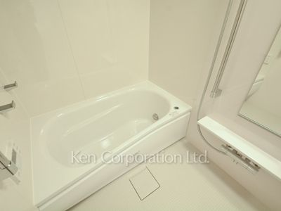 バスルーム ※12階の同じ間取タイプを撮影。仕様が異なることがあります。