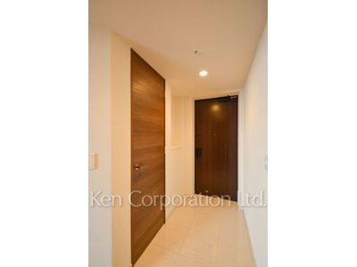 目黒第一マンションズの写真 玄関 ※12階の同じ間取タイプを撮影。仕様が異なることがあります。