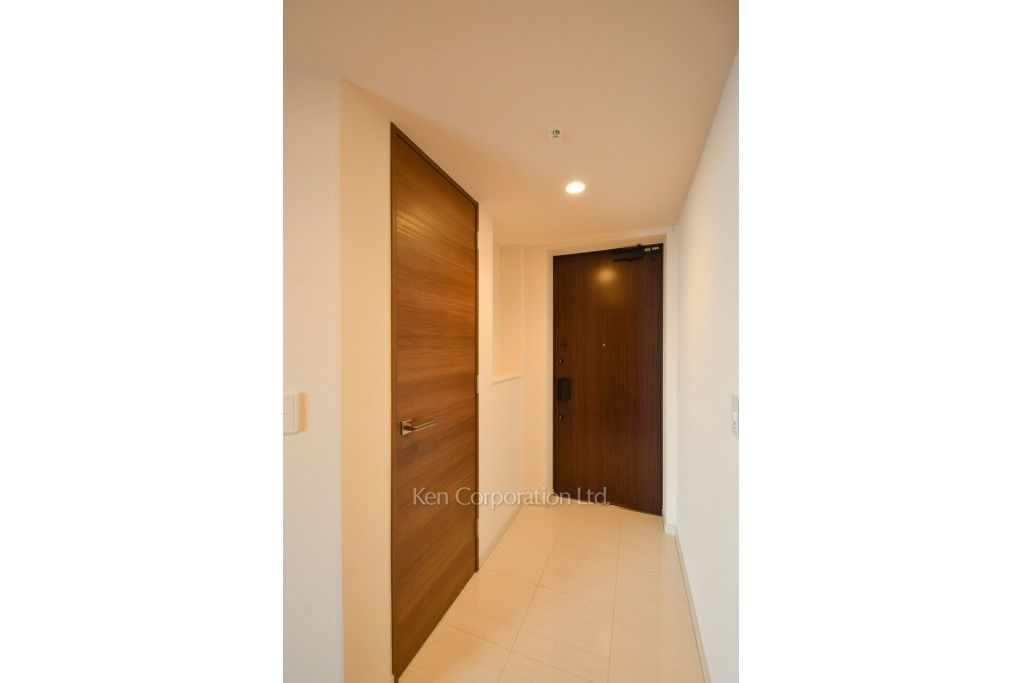 目黒第一マンションズの写真 玄関 ※12階の同じ間取タイプを撮影。仕様が異なることがあります。