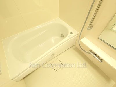 バスルーム ※12階の同じ間取タイプを撮影。仕様が異なることがあります。