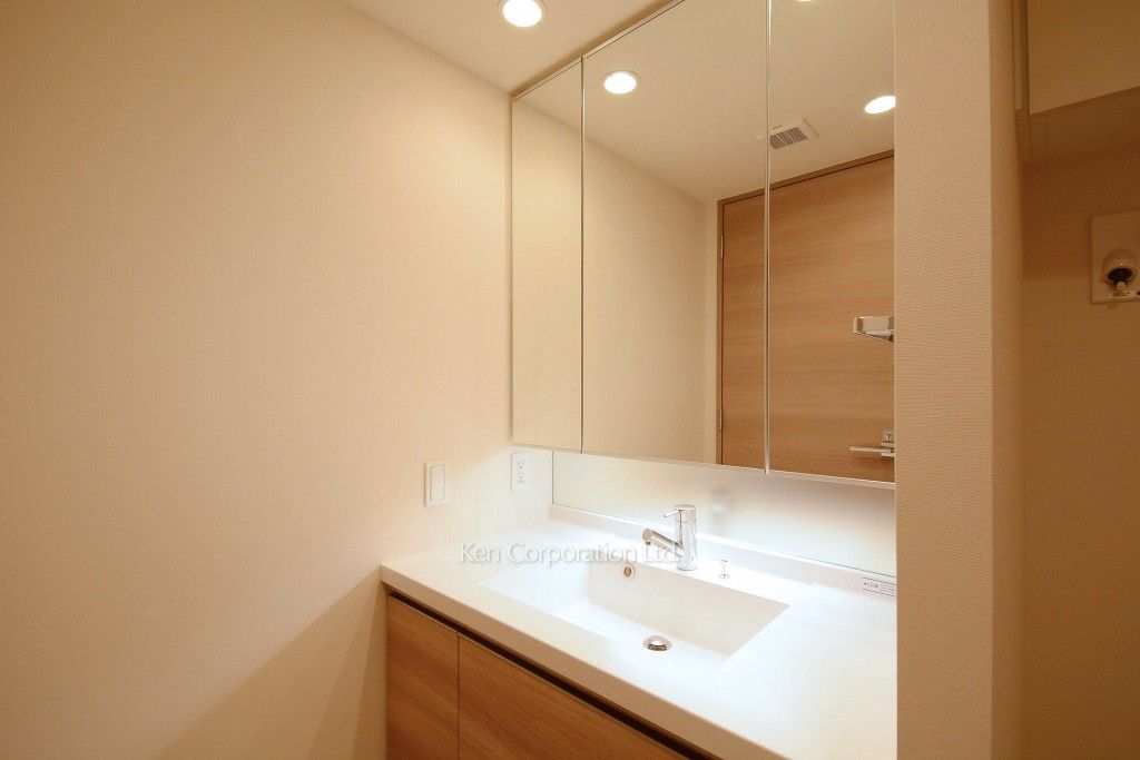 目黒第一マンションズの写真 パウダールーム ※12階の同じ間取タイプを撮影。仕様が異なることがあります。