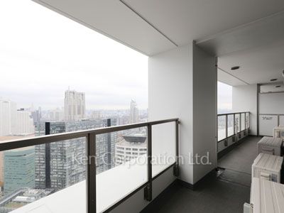 ザ・パークハウス西新宿タワー60の写真 バルコニー