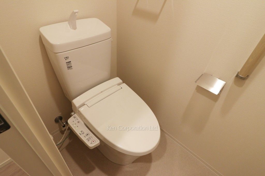 トイレ※9階の同じ間取タイプを撮影。仕様が異なることがあります。（8階・1LDK）  ※写真の無断転載禁止