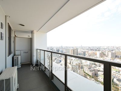 ザ・パークハウス西新宿タワー60の写真 バルコニー