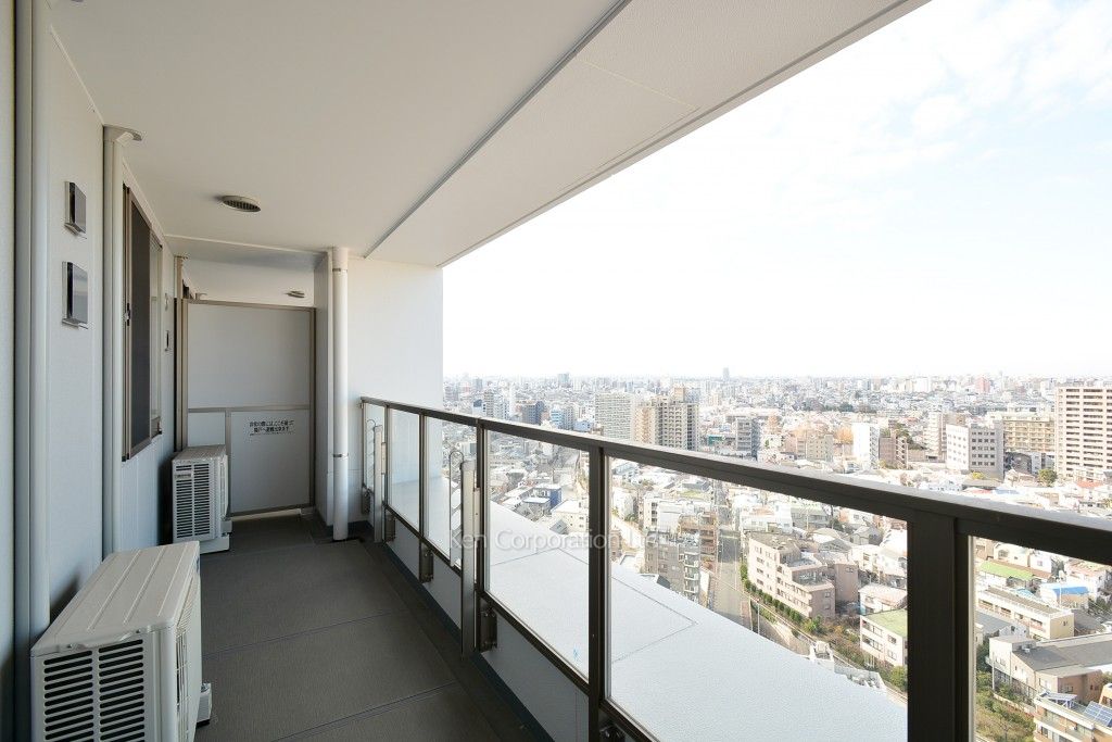 ザ・パークハウス西新宿タワー60の写真 バルコニー