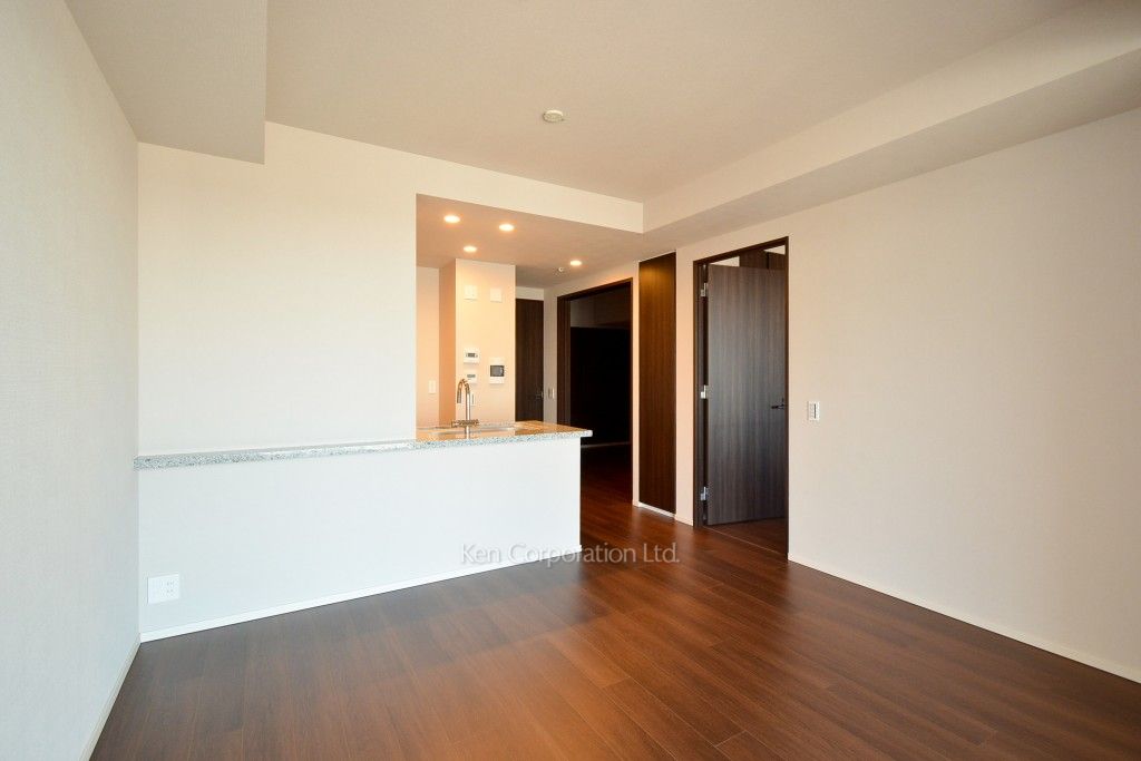 ザ・パークハウス西新宿タワー60の写真 リビングダイニング