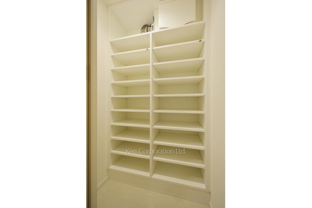 パークアクシス日本橋堀留町の写真 シューズインクローゼット ※10階の同じ間取タイプを撮影。仕様が異なることがあります。