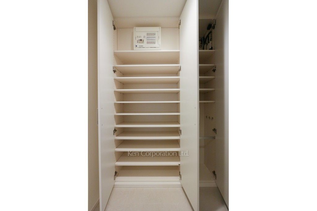 パークアクシス表参道レジデンスの写真 シューズクローゼット