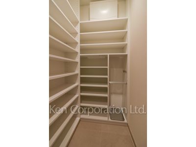 Brillia Towers 目黒 ノースレジデンスの写真 シューズインクローゼット