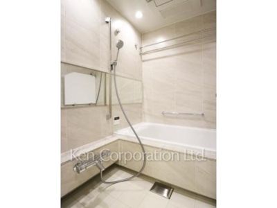 バスルーム ※写真・画像は実際と異なる場合がございます。部屋写真は同一タイプのものです。（ただし、画像中にタイプ名の記載がある場合はその記載内容を優先します。）