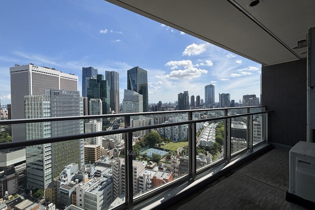 赤坂タワーレジデンスTop of the Hillの写真 バルコニー