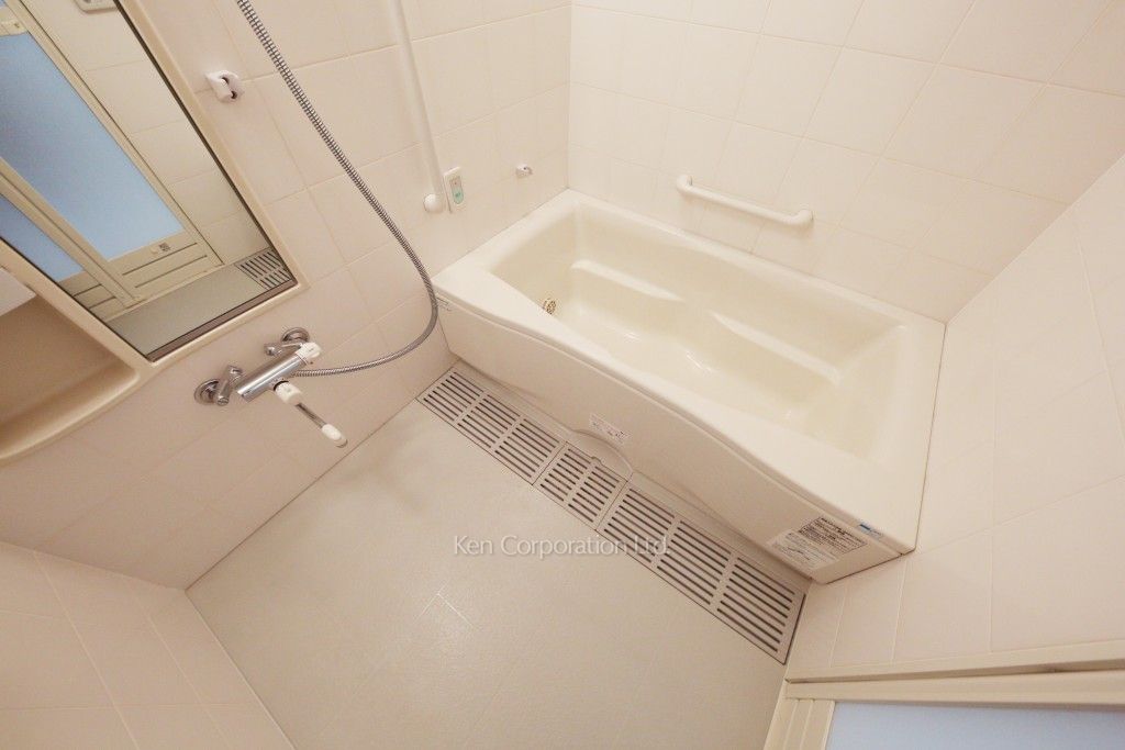 河田町ガーデン 1号棟の写真 バスルーム ※8階の同じ間取タイプを撮影。仕様が異なることがあります。